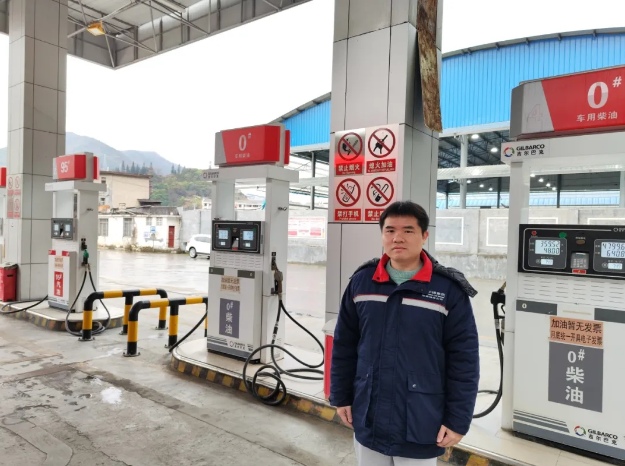 红色锡都丨AGGAME有色劳模 韦。河驼灸７妒鞅旮 热忱奉献践忠诚